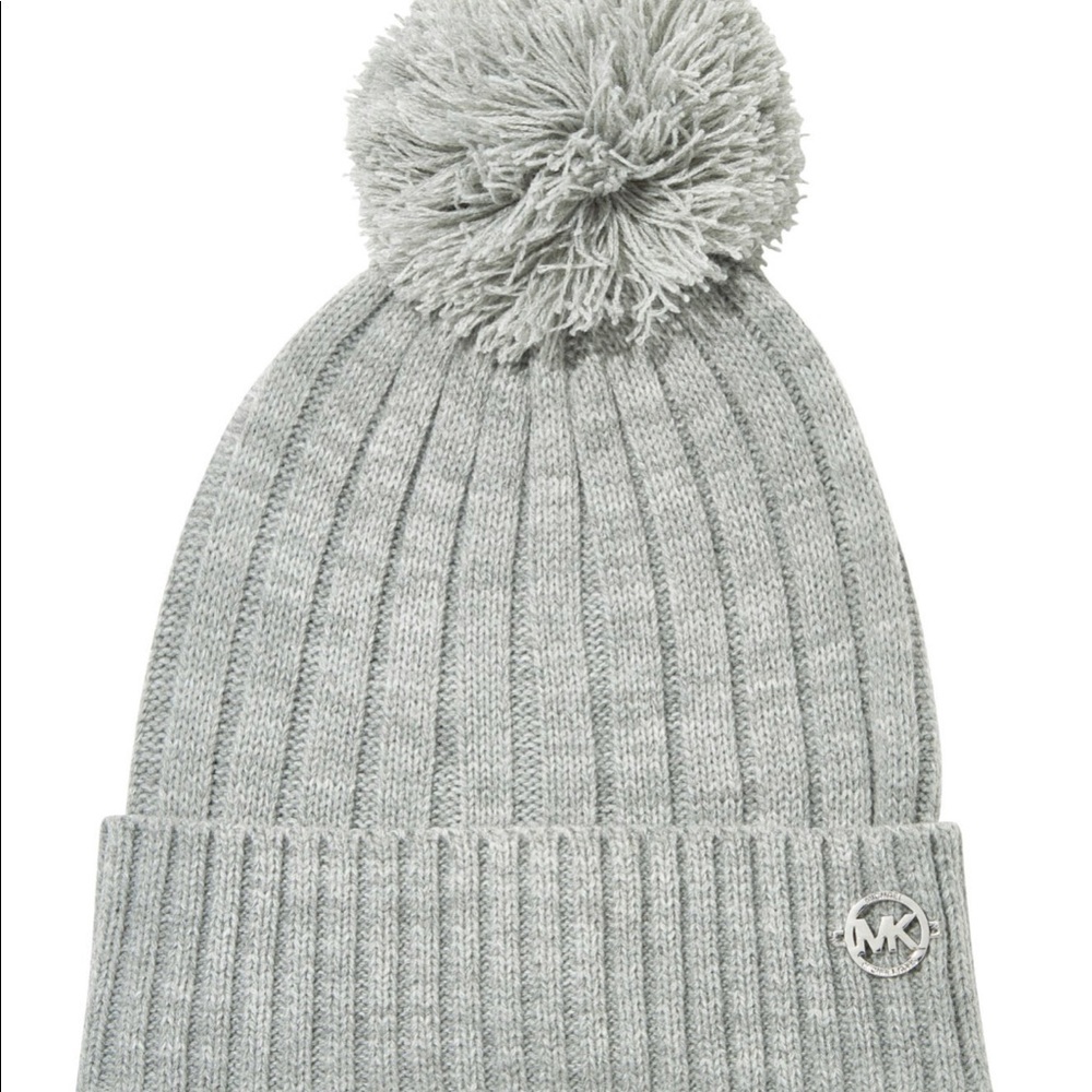 Michael Kors Beanie with Pom - Picture 2 of 8